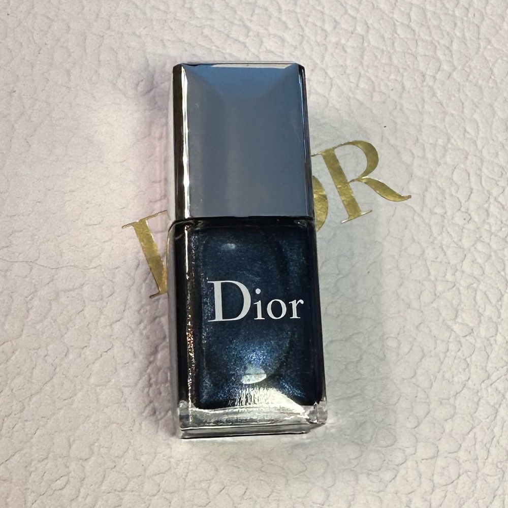 Dior Vernis 909 Eden-ROC  Blue Nail Color